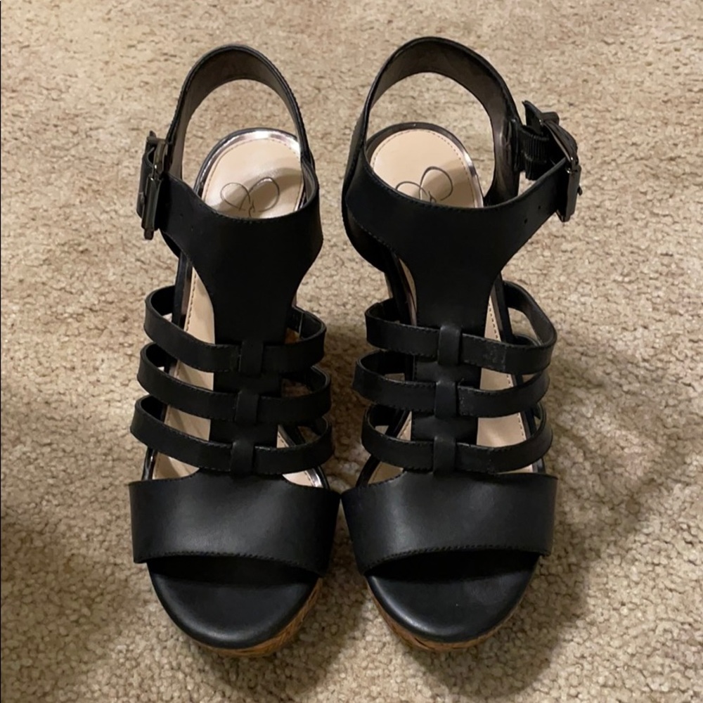 Black Wedges